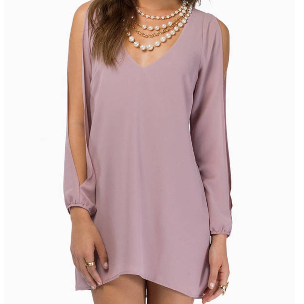 Tobi open slit long sleeve shift dress (XS)